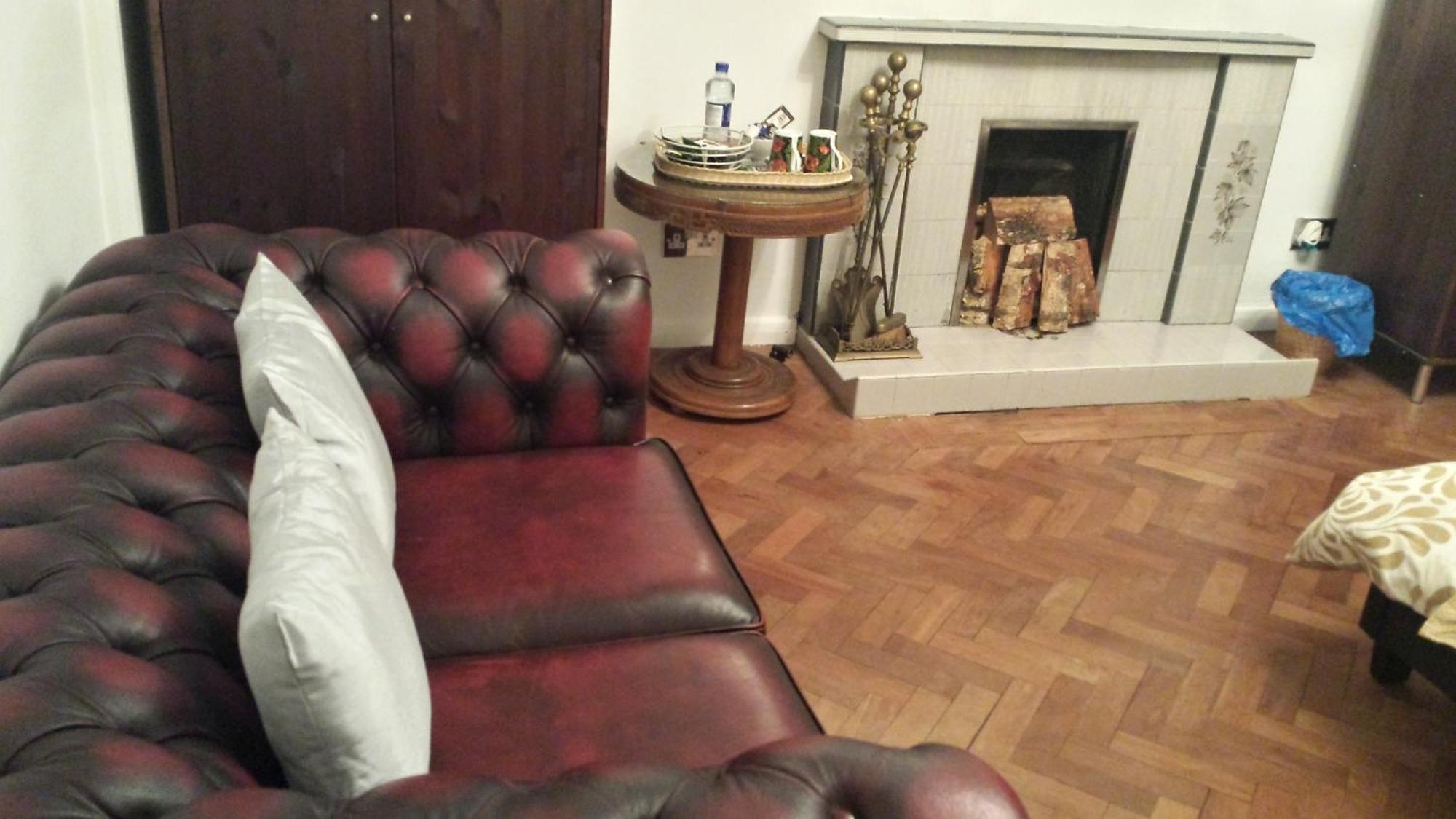 Oyo Guest House Ellipse Whetstone Экстерьер фото